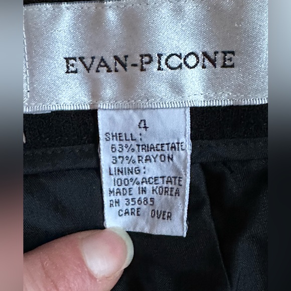 Evan Picone Black Vintage Dress Pants. High Waisted Pleated In Front Lined Sz 4 - Picture 4 of 11